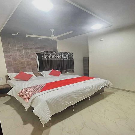 Hotel O Pravin Executive Gangapur  المظهر الخارجي الصورة